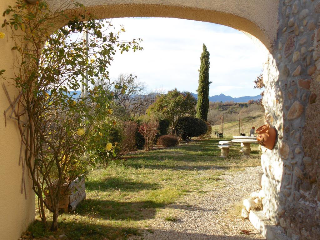 Bed and Breakfast La Ferme De Valauris Sisteron Exterior foto