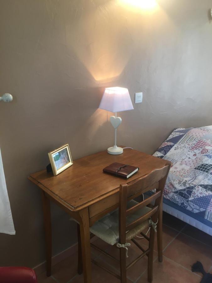 Bed and Breakfast La Ferme De Valauris Sisteron Exterior foto