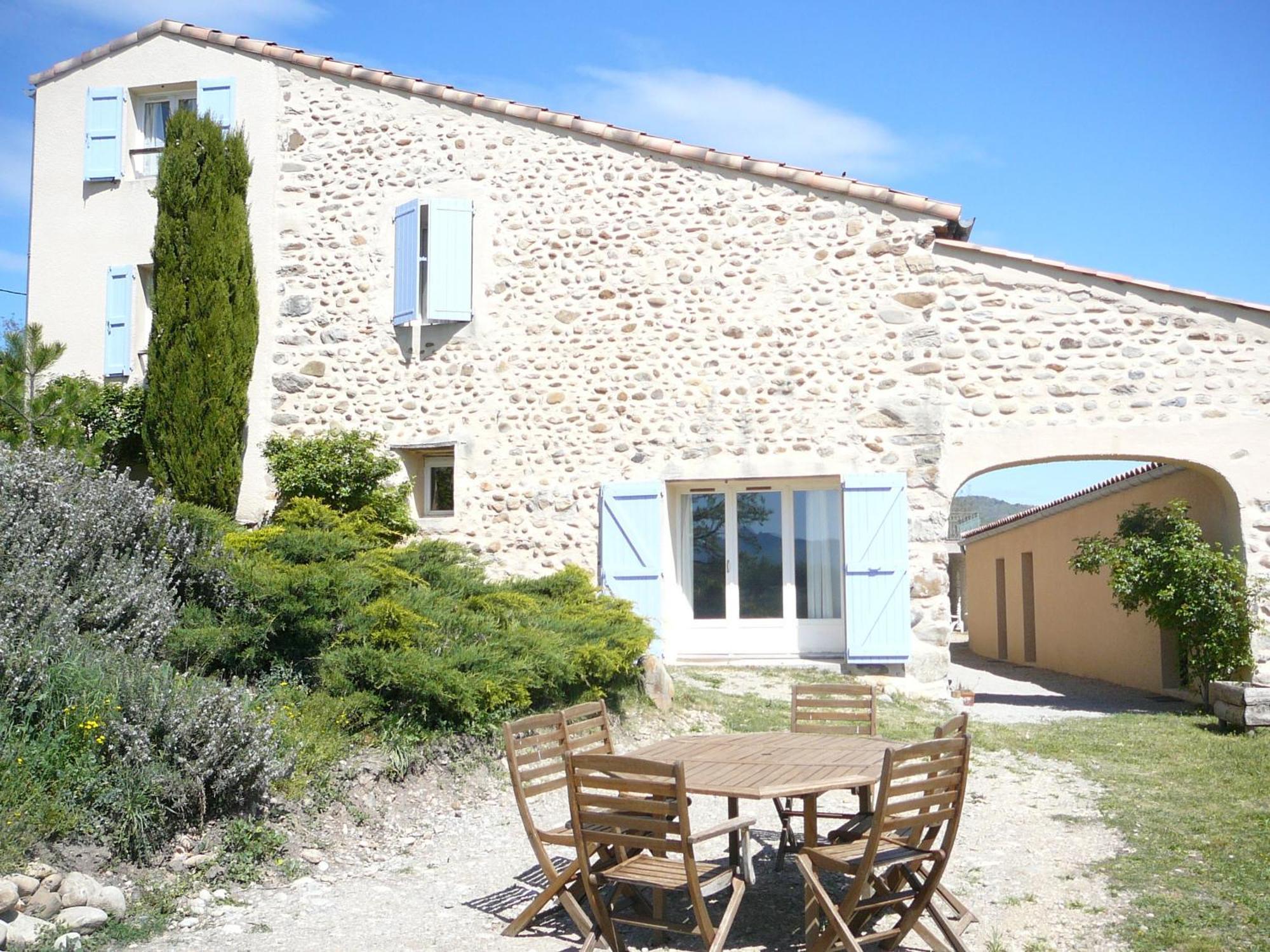 Bed and Breakfast La Ferme De Valauris Sisteron Exterior foto