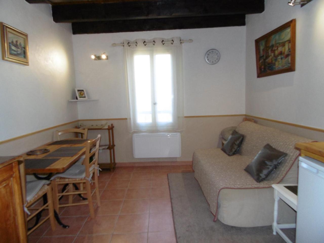 Bed and Breakfast La Ferme De Valauris Sisteron Exterior foto
